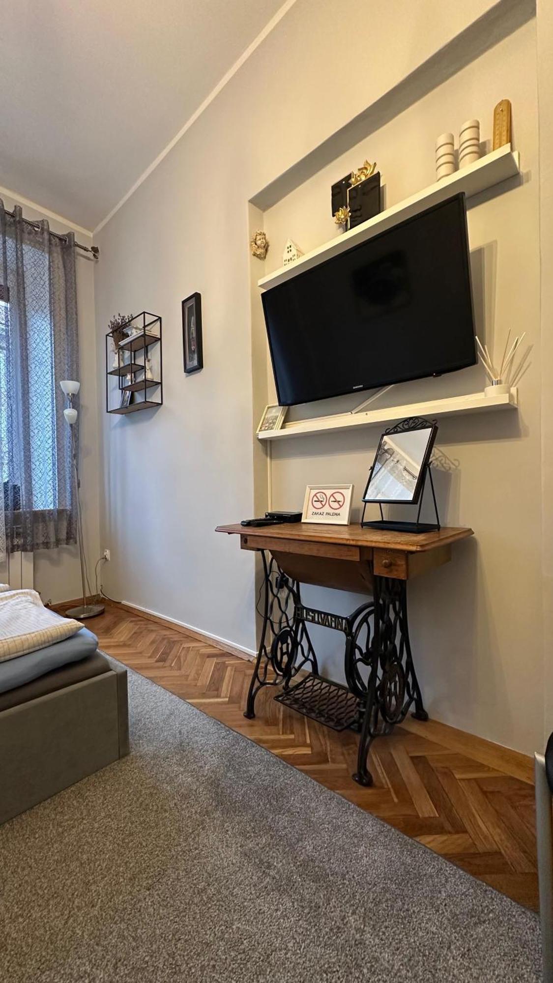 Apartament Przy Dworcu Radom Eksteriør billede